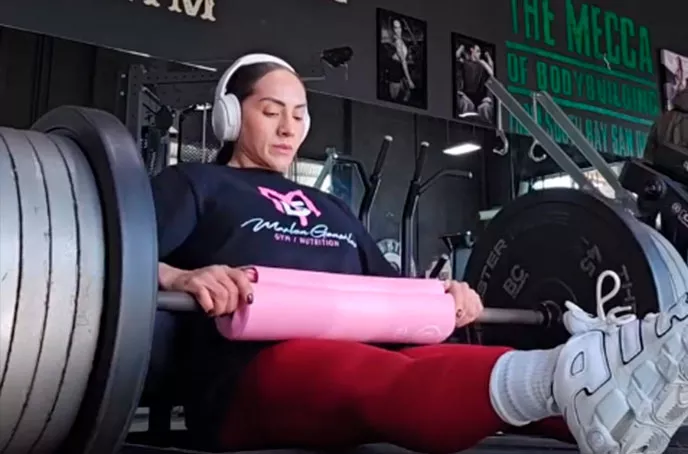 Entrenamiento de piernas en maquina